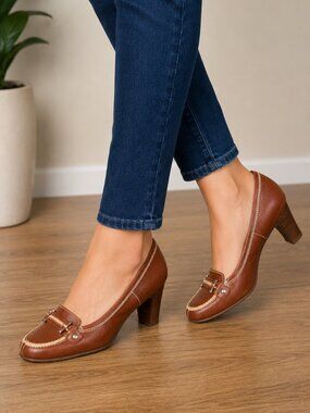 Women's Brown Leather Heels – Size 7 (EU 38) – Classic Loafer Pumps